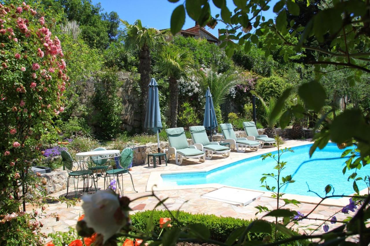 Lou Pero Mousco Otel Saint-Paul-en-Forêt Dış mekan fotoğraf